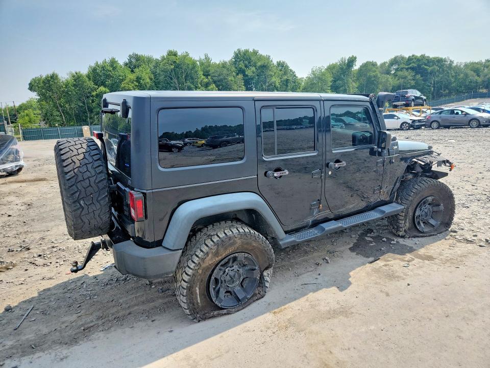 Photo 3 from auction – 2014 JEEP WRANGLER UNLIMITED with VIN 1C4BJWDGXEL210255