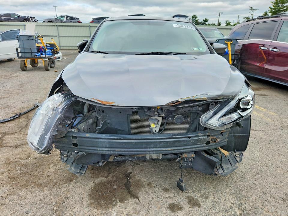 Photo 5 from auction – 2019 NISSAN SENTRA with VIN 3N1AB7AP0KY318554