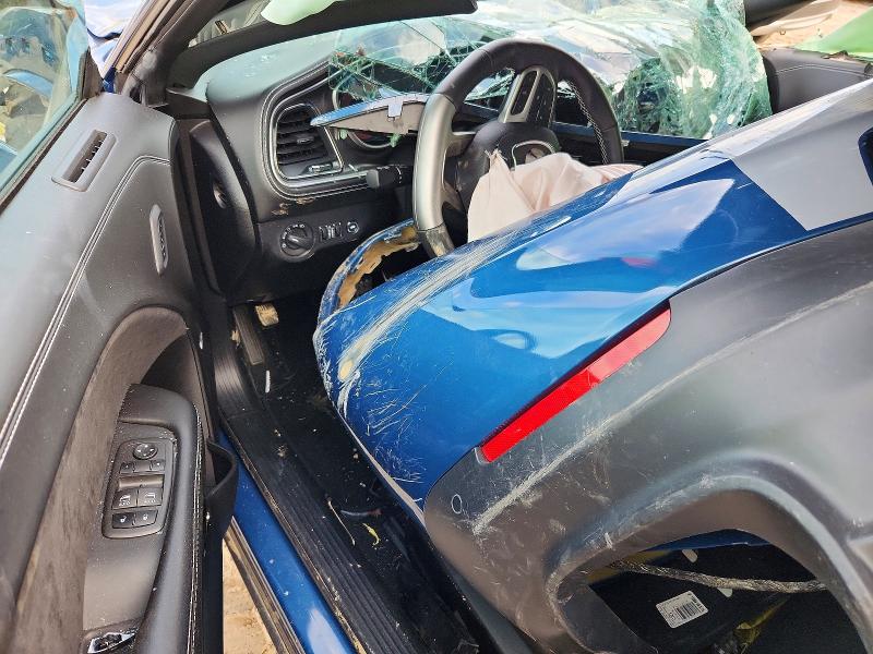 Photo 8 from auction – 2021 DODGE CHALLENGER with VIN 2C3CDZL98MH658834