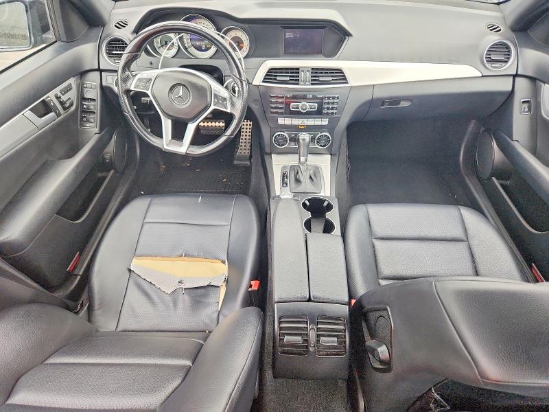 Photo 8 from auction – 2014 MERCEDES-BENZ C CLASS with VIN WDDGF8AB4ER311094