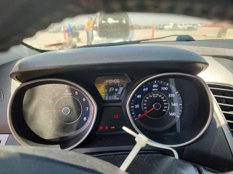 Photo 9 from auction – 2015 HYUNDAI ELANTRA with VIN 5NPDH4AE0FH612903