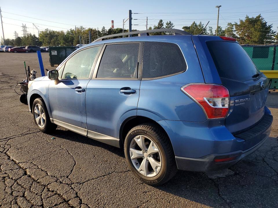 Photo 2 from auction – 2015 SUBARU FORESTER with VIN JF2SJADC4FH495024