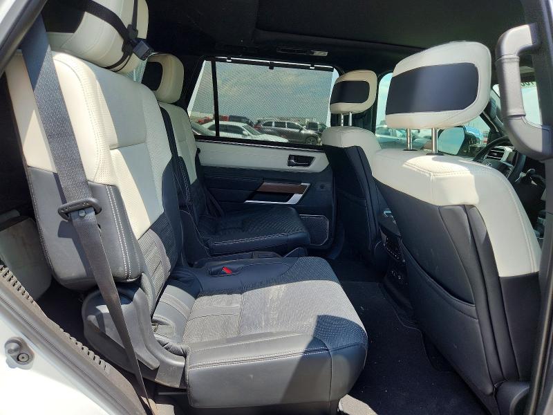 Photo 11 from auction – 2025 TOYOTA SEQUOIA with VIN 7SVAAABAXSX070148
