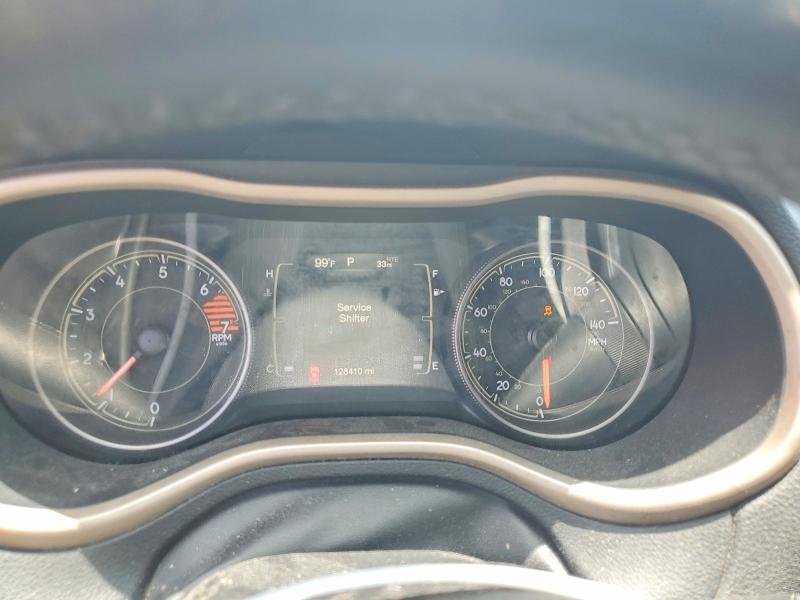 Photo 9 from auction – 2017 JEEP CHEROKEE with VIN 1C4PJLCB5HW650994