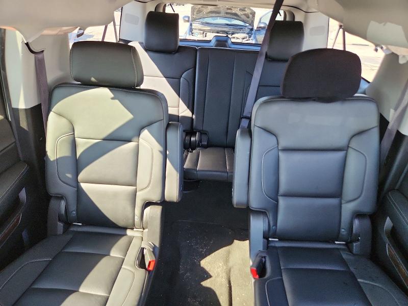 Photo 10 from auction – 2016 CHEVROLET SUBURBAN with VIN 1GNSKHKC7GR370464