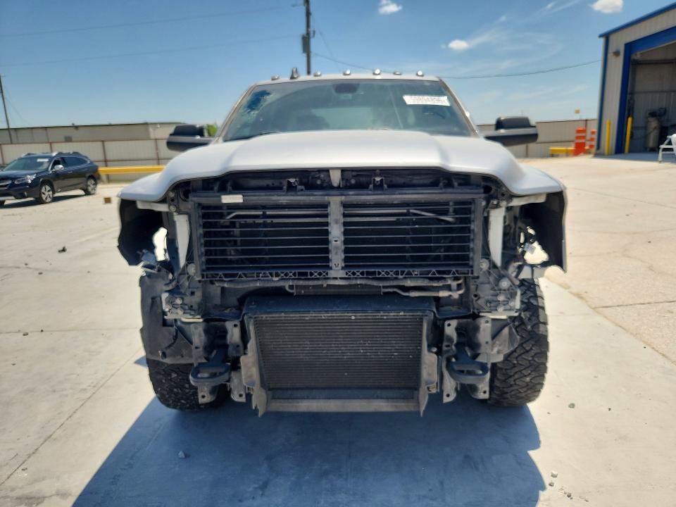 Photo 5 from auction – 2021 RAM 2500 with VIN 3C6UR5DL6MG583160