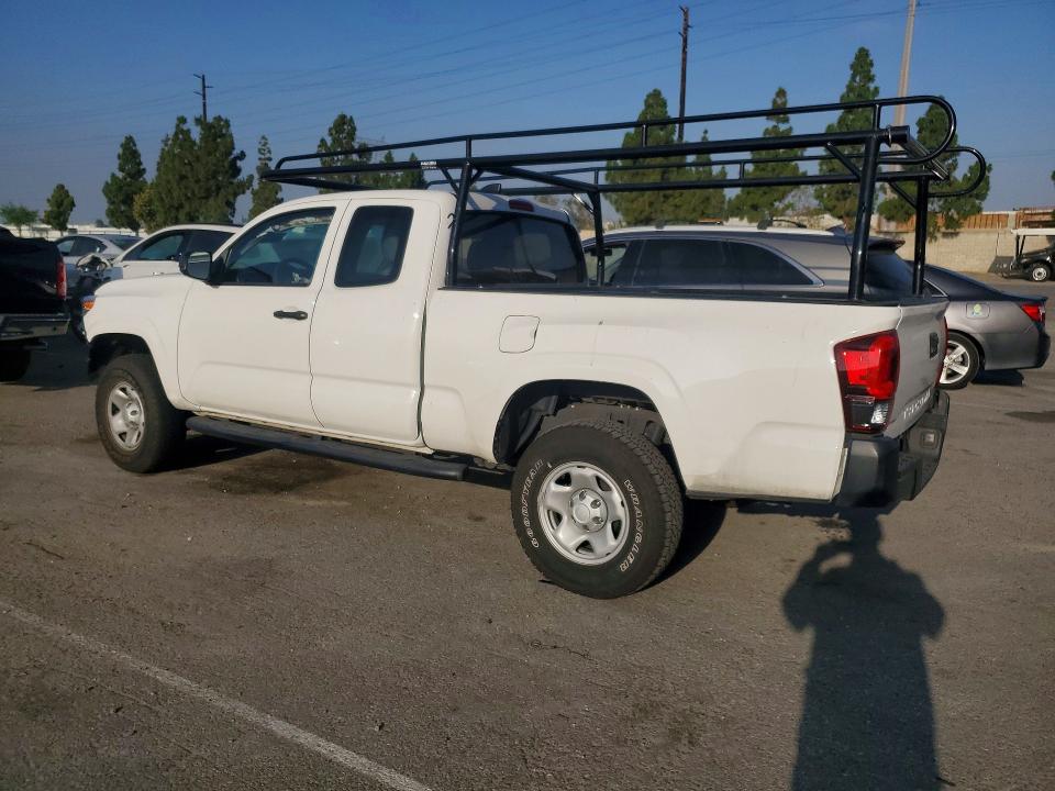 Photo 2 from auction – 2022 TOYOTA TACOMA with VIN 3TYRX5GN8NT056732