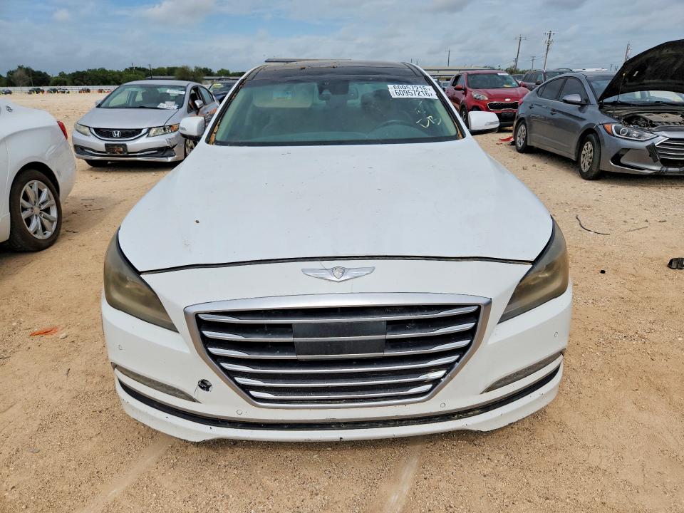 Photo 5 from auction – 2015 HYUNDAI GENESIS with VIN KMHGN4JF1FU070095