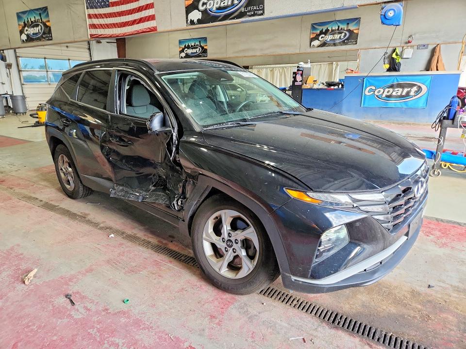 Photo 4 from auction – 2022 HYUNDAI TUCSON with VIN KM8JBCAE0NU166444