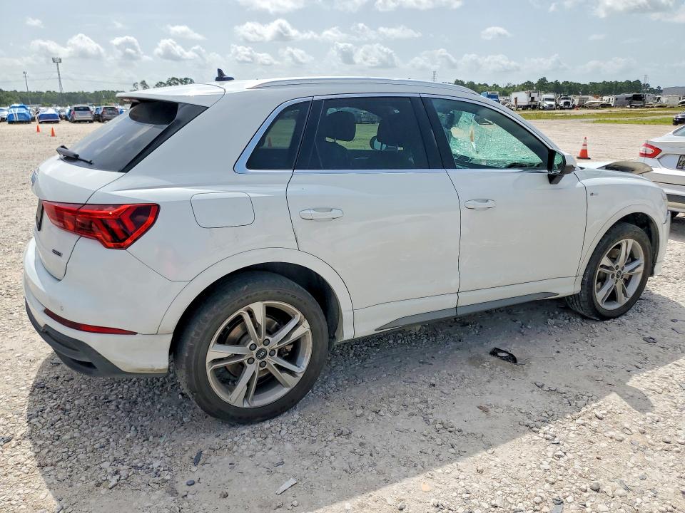 صورة رقم 3 من المزاد - 2021 AUDI Q3 مع VIN WA1EECF34M1157194