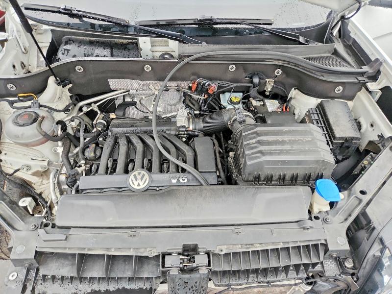Photo 12 from auction – 2018 VOLKSWAGEN ATLAS with VIN 1V2RR2CA7JC566944