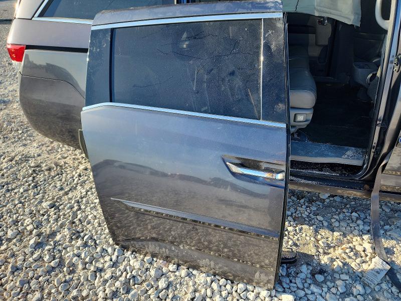 Photo 13 from auction – 2015 HONDA ODYSSEY with VIN 5FNRL5H97FB021999