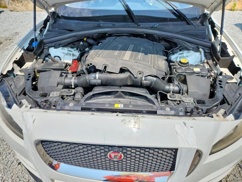 Photo 12 from auction – 2017 JAGUAR F-PACE with VIN SADCS2BV3HA062837