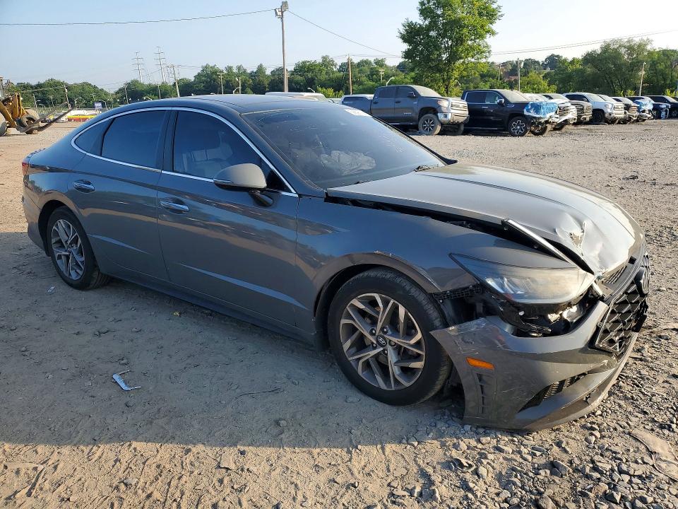 Photo 4 from auction – 2021 HYUNDAI SONATA with VIN 5NPEF4JA5MH095201