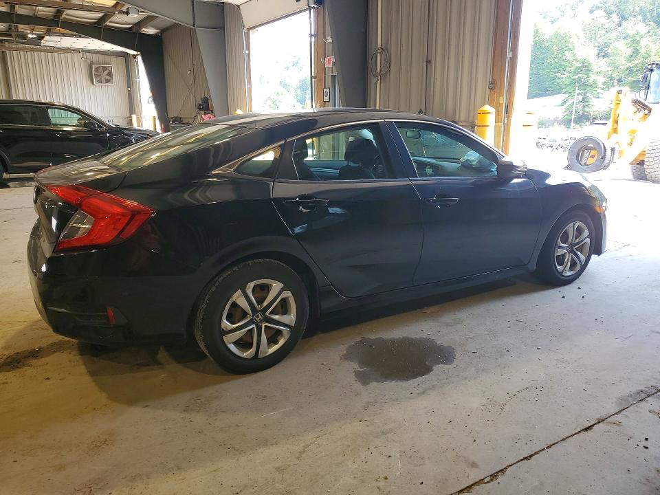 Photo 3 from auction – 2017 HONDA CIVIC with VIN 2HGFC2F58HH524778