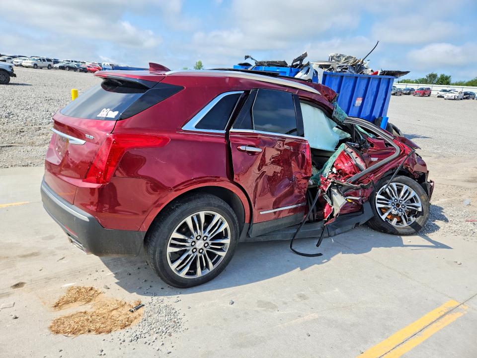 Photo 3 from auction – 2018 CADILLAC XT5 with VIN 1GYKNFRSXJZ218052