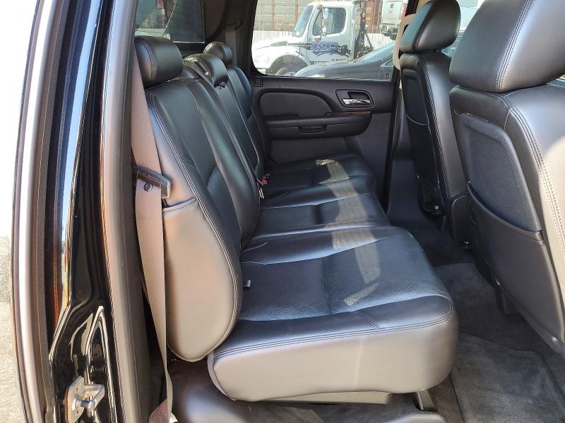 Photo 10 from auction – 2009 CHEVROLET AVALANCHE with VIN 3GNFK32059G257688