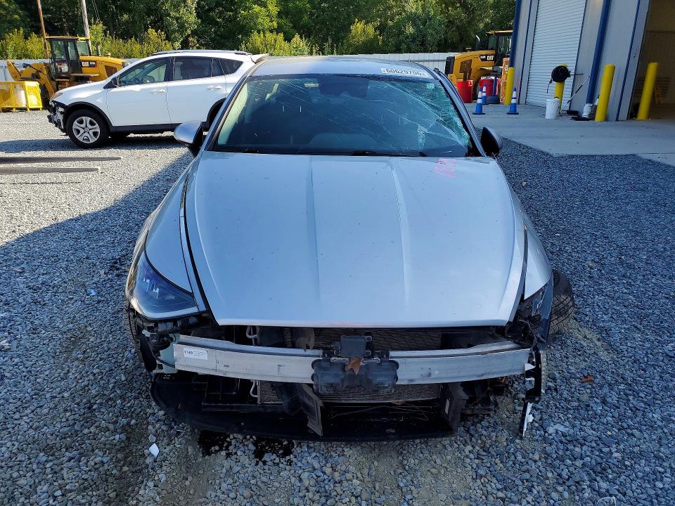 Photo 5 from auction – 2021 HYUNDAI SONATA with VIN 5NPEG4JA5MH126833