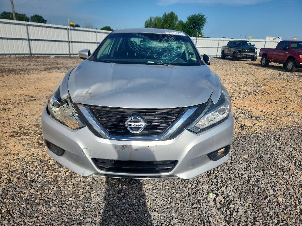 Photo 5 from auction – 2017 NISSAN ALTIMA with VIN 1N4AL3AP0HC248418