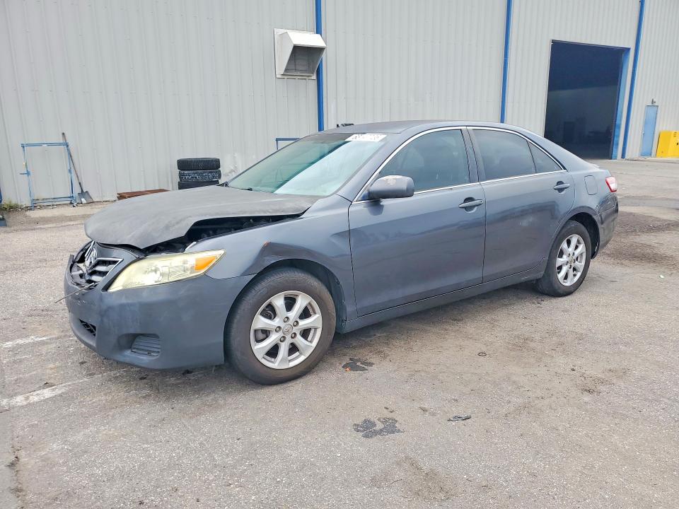 Zdjęcie 1 z aukcji – 2011 TOYOTA CAMRY z VIN 4T1BF3EK9BU735098