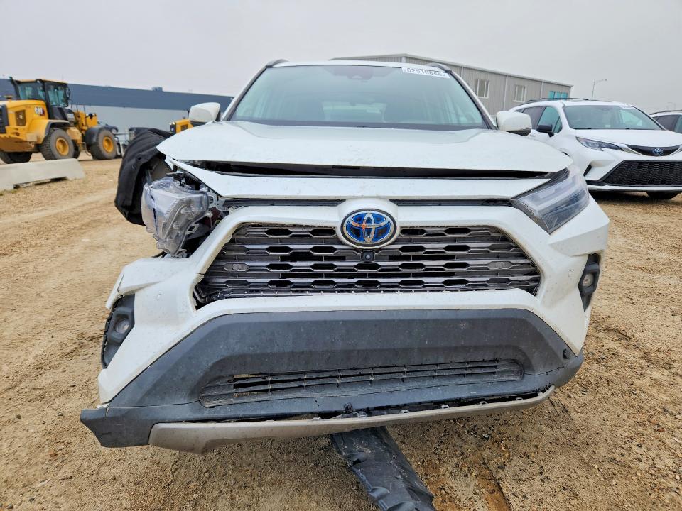Photo 5 from auction – 2023 TOYOTA RAV4 with VIN 2T3DWRFV8PW179174