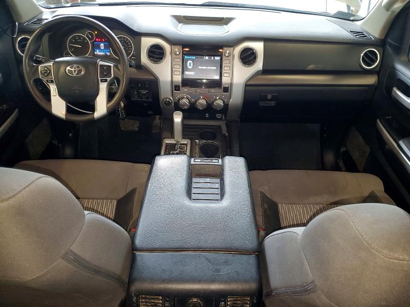 Photo 8 from auction – 2017 TOYOTA TUNDRA with VIN 5TFDW5F10HX583945