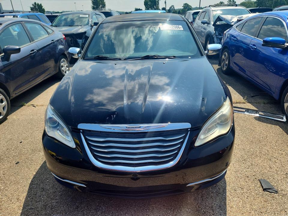 Photo 5 from auction – 2014 CHRYSLER 200 with VIN 1C3CCBCG7EN100040