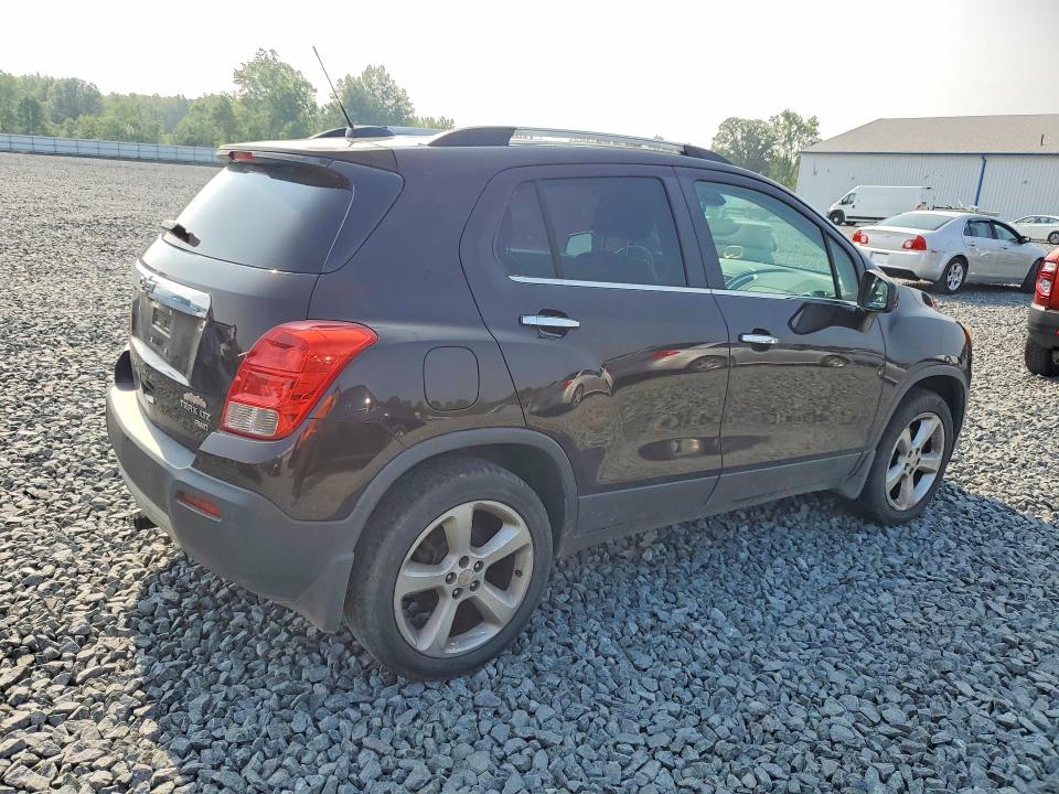 Photo 3 from auction – 2015 CHEVROLET TRAX with VIN KL7CJTSB8FB132783