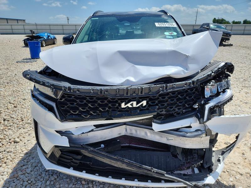 Photo 12 from auction – 2023 KIA SORENTO with VIN 5XYRL4LC9PG206420