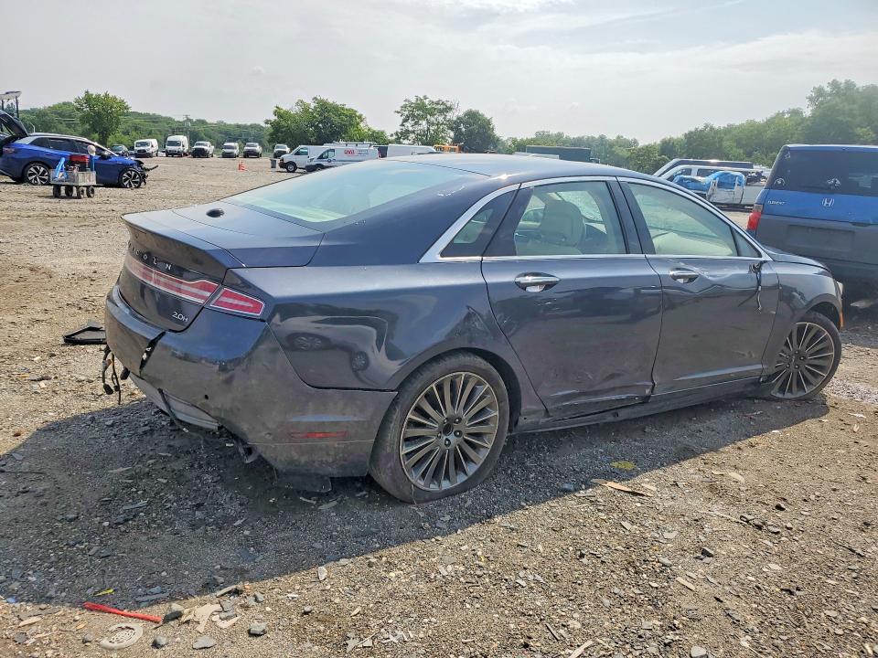 Photo 3 from auction – 2014 LINCOLN MKZ with VIN 3LN6L2LU1ER831148