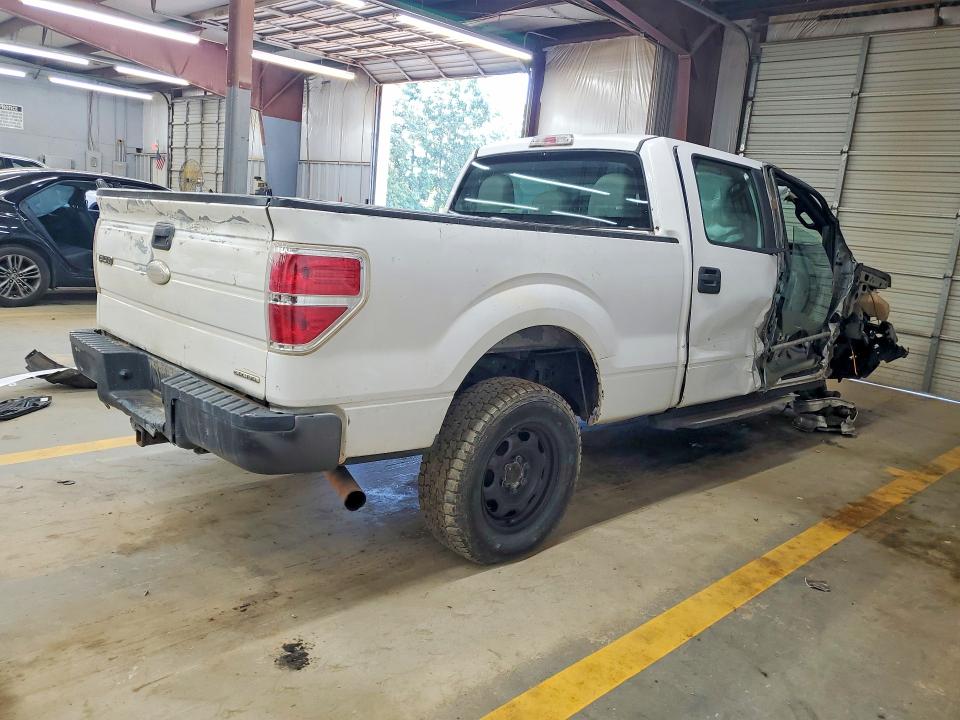 Zdjęcie 3 z aukcji – 2011 FORD F150 z VIN 1FTFW1EF8BKD52505