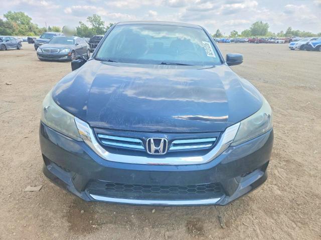 Photo 5 from auction – 2015 HONDA ACCORD with VIN 1HGCR6F32FA002618