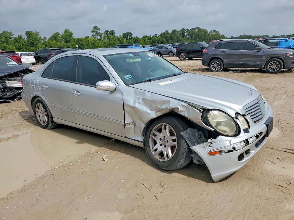 Photo 4 from auction – 2005 MERCEDES-BENZ E with VIN WDBUF65J25A661341