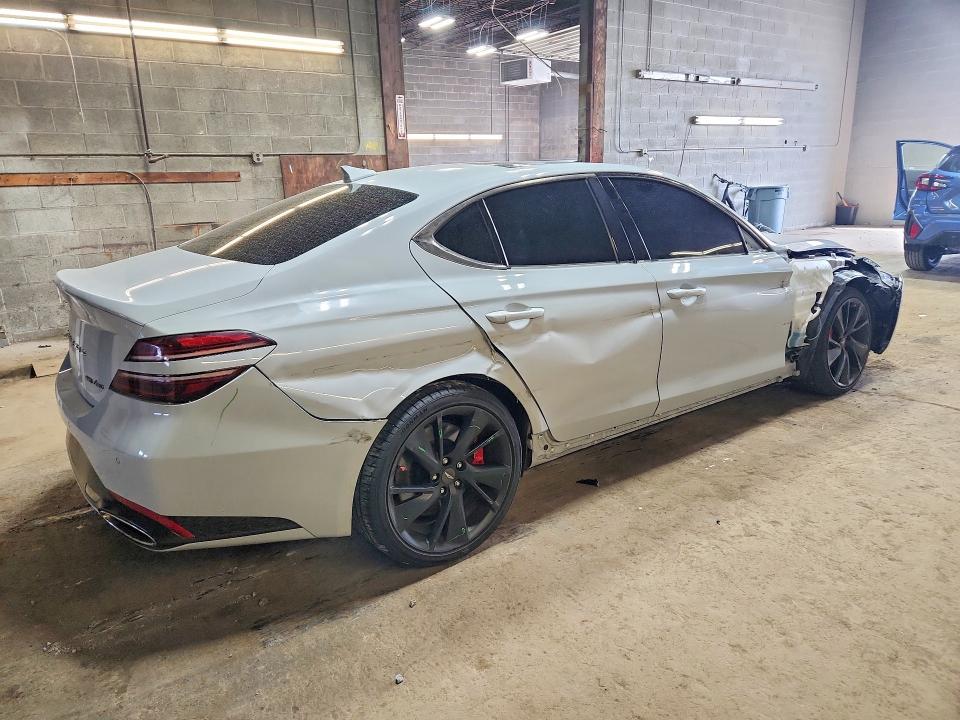 Zdjęcie 3 z aukcji – 2022 GENESIS G70 z VIN KMTG54TE0NU100857
