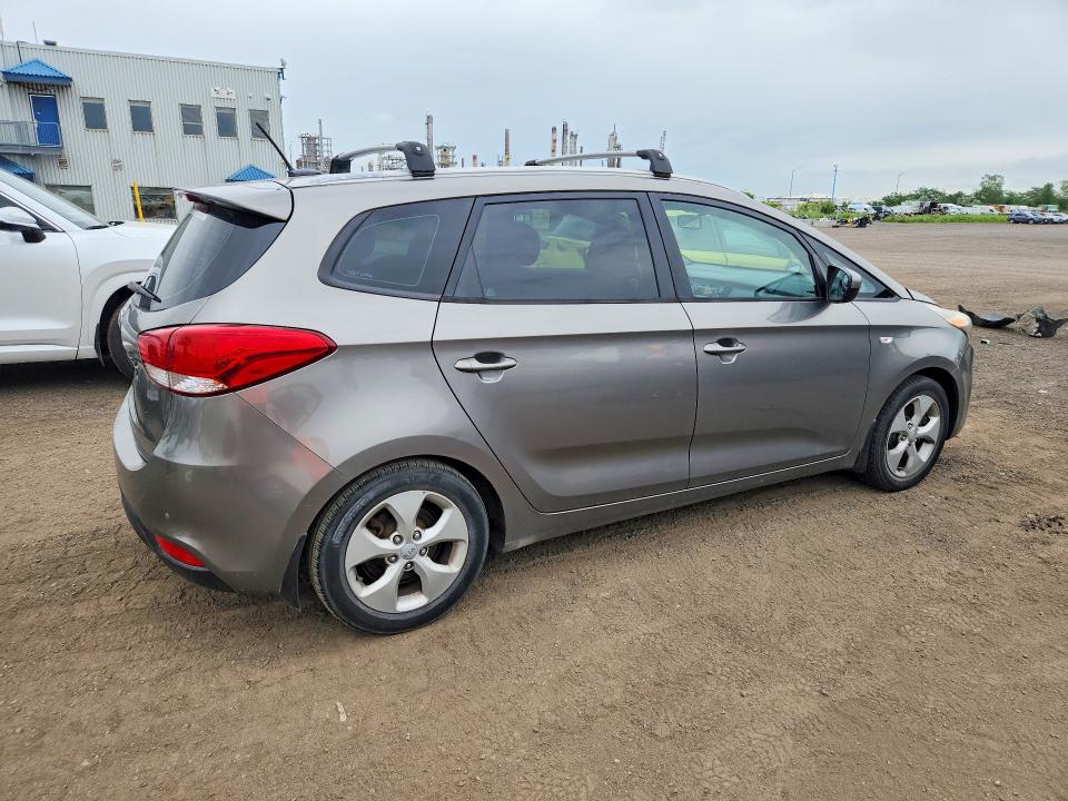 Photo 3 from auction – 2016 KIA RONDO with VIN KNAHT8A39G7126003