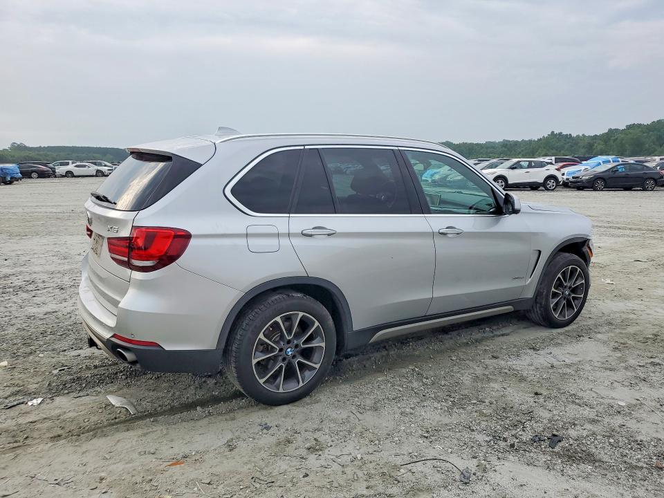 Фото 3 с аукциона – 2017 BMW X5 с VIN 5UXKR0C3XH0V76869