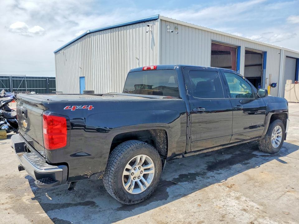Photo 3 from auction – 2016 CHEVROLET SILVERADO with VIN 3GCUKREC1GG115103