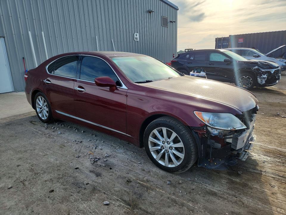 Photo 4 from auction – 2008 LEXUS LS with VIN JTHBL46F285062628