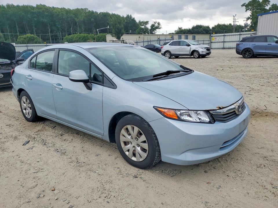 Photo 4 from auction – 2012 HONDA CIVIC with VIN 19XFB2F51CE060318