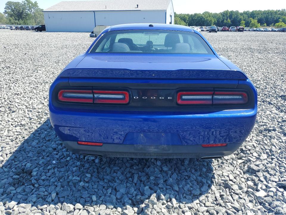 Photo 6 from auction – 2018 DODGE CHALLENGER with VIN 2C3CDZAG4JH199511