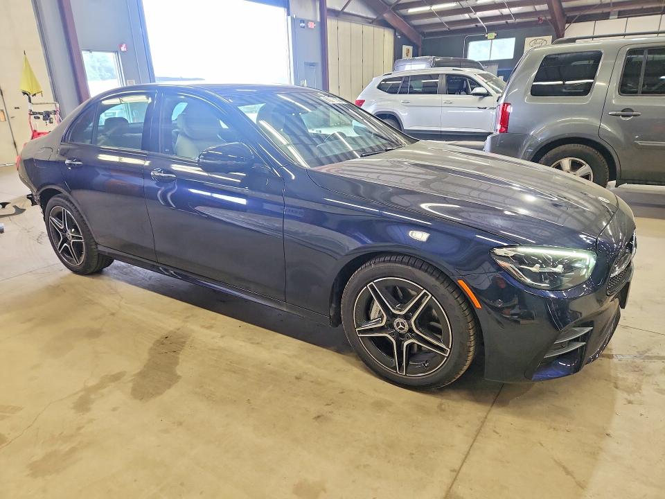Photo 4 from auction – 2023 MERCEDES-BENZ E with VIN W1KZF8EB9PB099789
