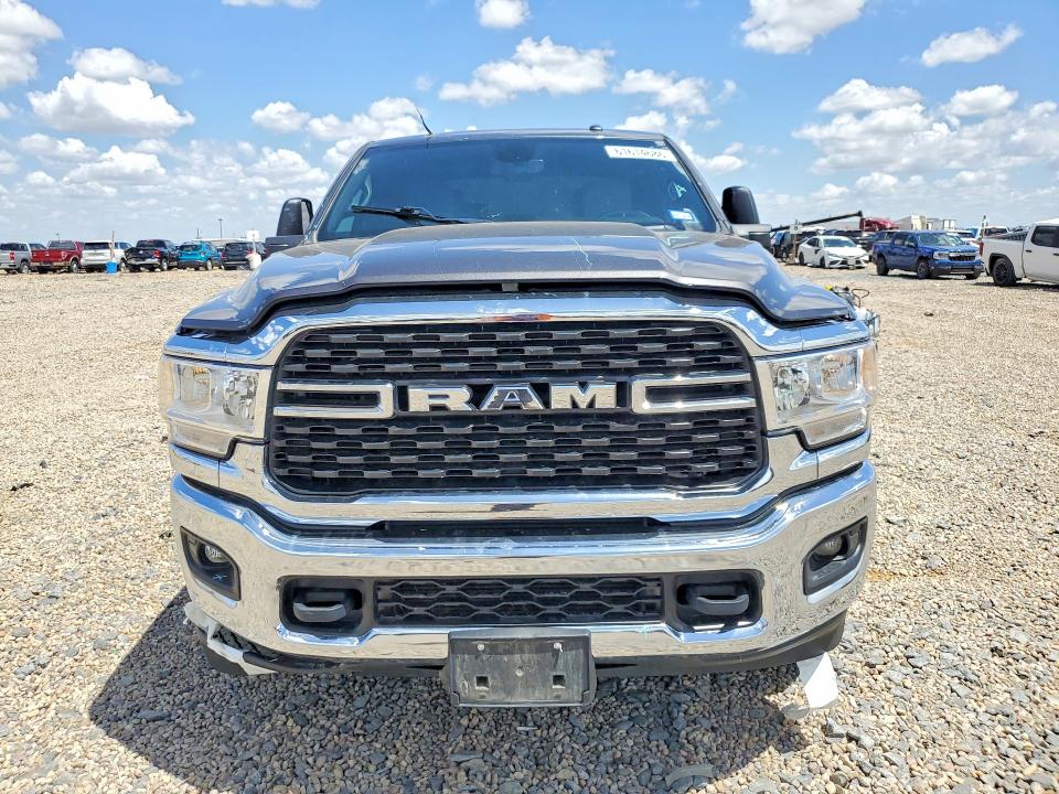 Zdjęcie 5 z aukcji – 2024 RAM 2500 z VIN 3C6UR5DLXRG338546