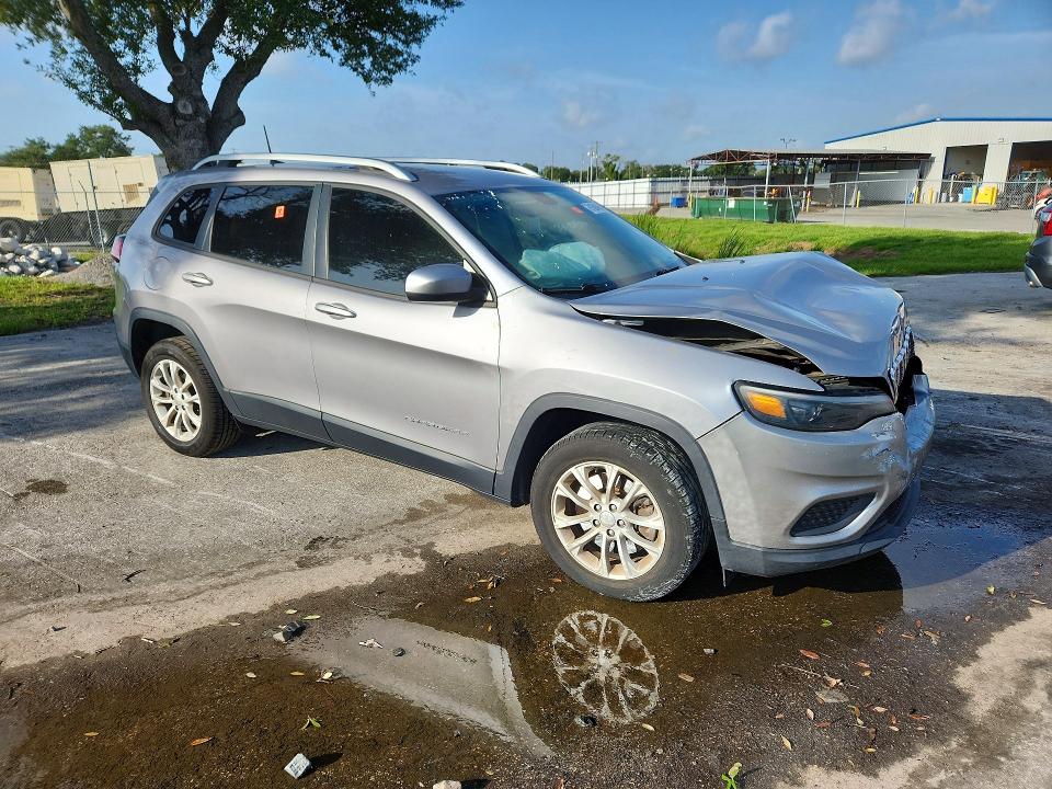 Photo 4 from auction – 2020 JEEP CHEROKEE with VIN 1C4PJLCB3LD528381