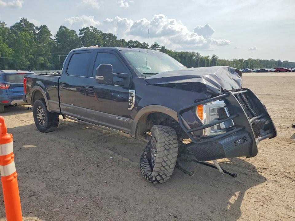 Photo 4 from auction – 2018 FORD F250 with VIN 1FT7W2BT4JEB88574
