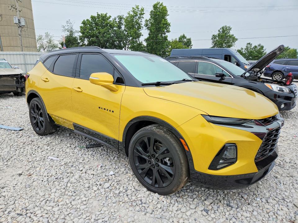 Photo 4 from auction – 2022 CHEVROLET BLAZER with VIN 3GNKBKRS5NS112643
