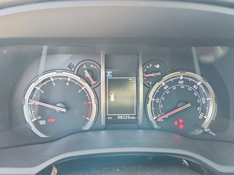 Photo 9 from auction – 2021 TOYOTA 4RUNNER with VIN JTEHU5JR1M5853464