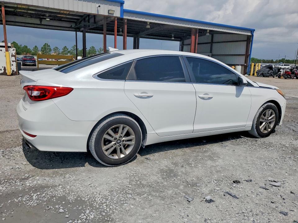 Photo 3 from auction – 2015 HYUNDAI SONATA with VIN 5NPE24AF2FH257635