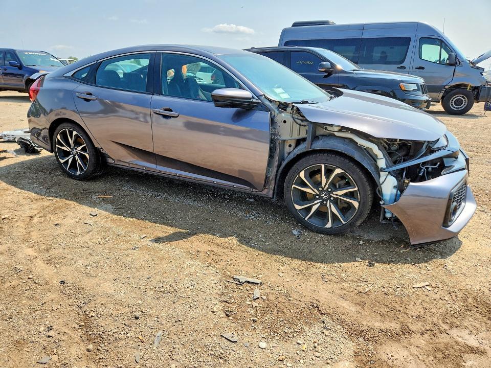 Photo 4 from auction – 2019 HONDA CIVIC with VIN 2HGFC1E57KH703400