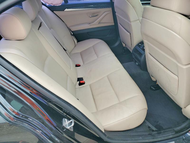 Photo 10 from auction – 2011 BMW 550 with VIN WBAFR9C58BC758372