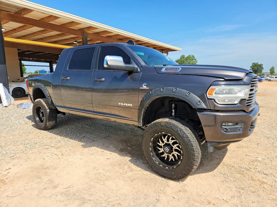 Photo 4 from auction – 2019 RAM 3500 with VIN 3C63R3ML3KG647362